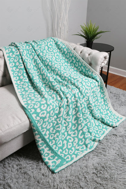 Jcl1010 Throw Blankets