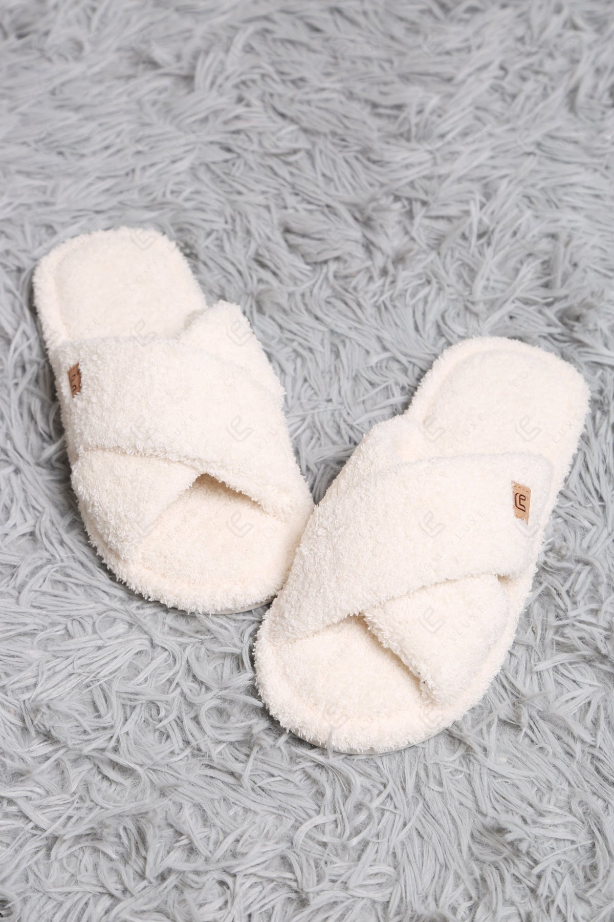 Jcl6110 Ivory / M/L Slippers/Slides